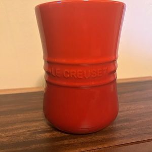 Le Creuset utensil crock..